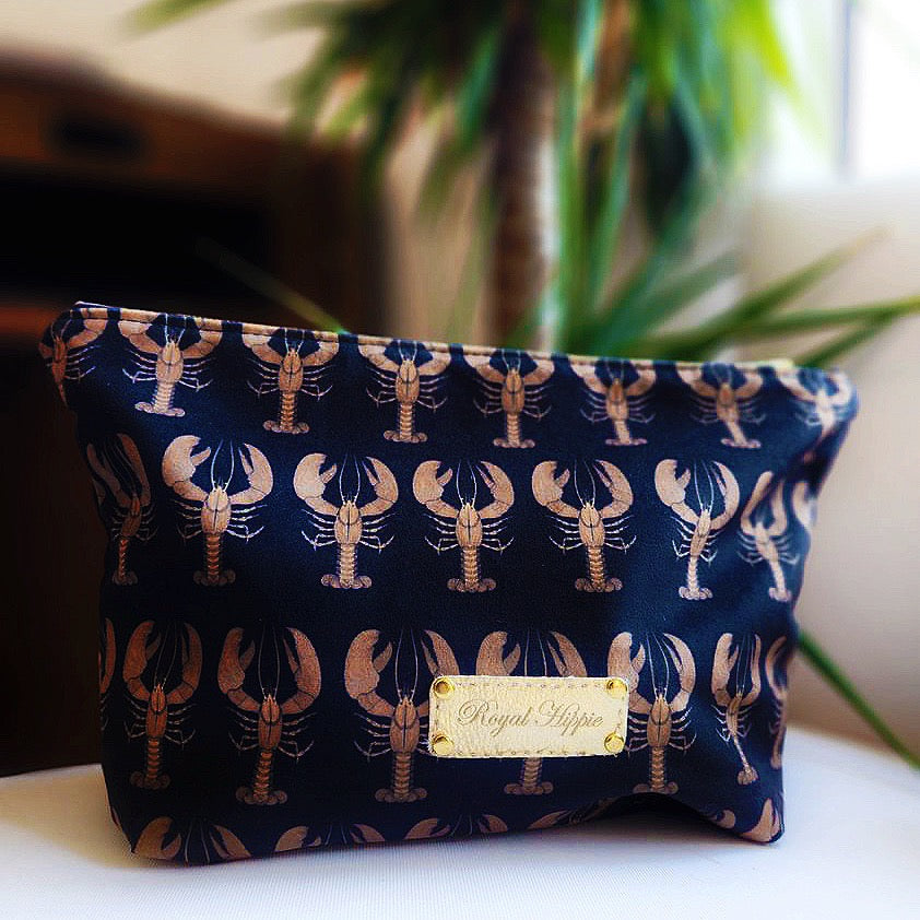 Black And Gold Lobster Velvet Traveller Large