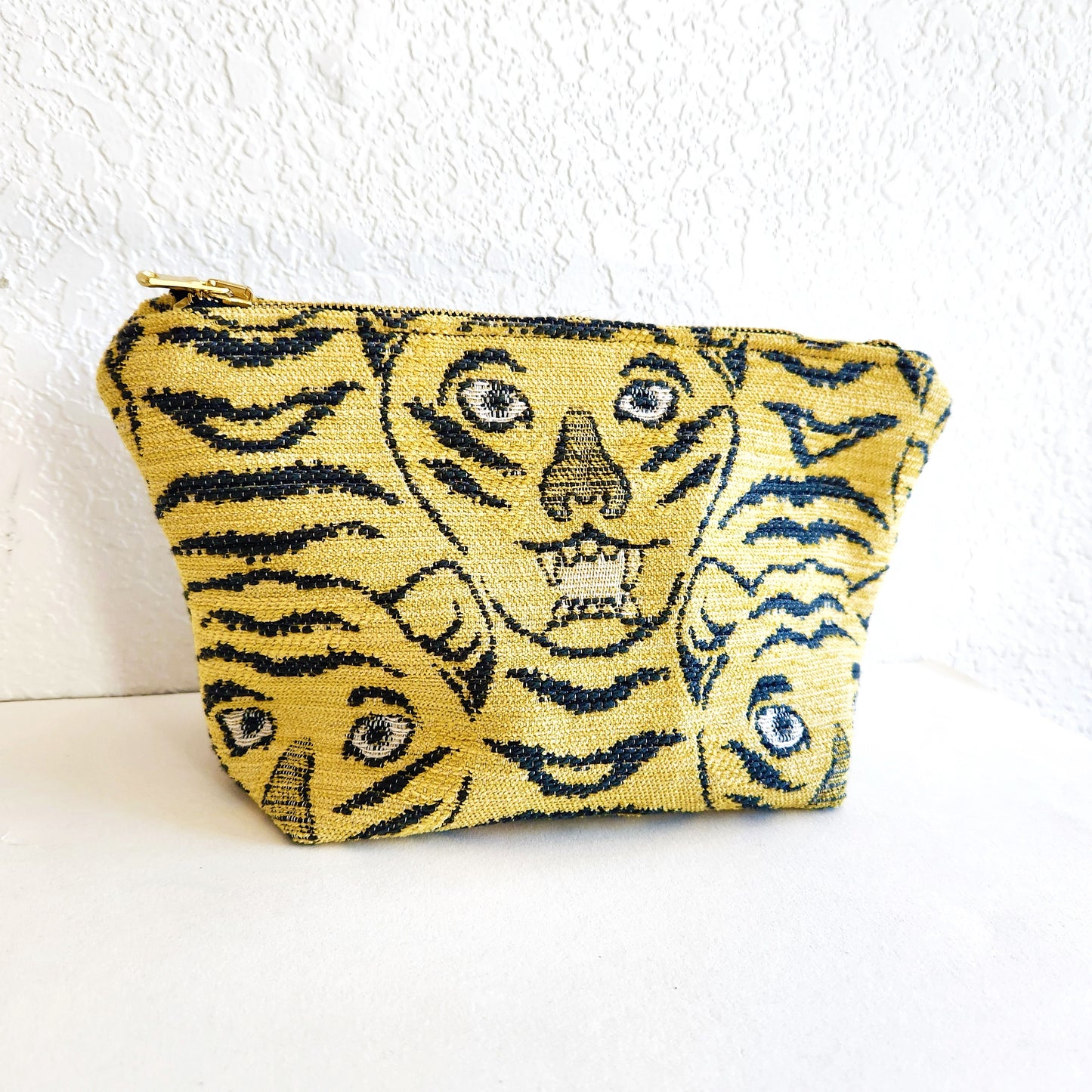 Butter Cup Velvet Tiger Traveller