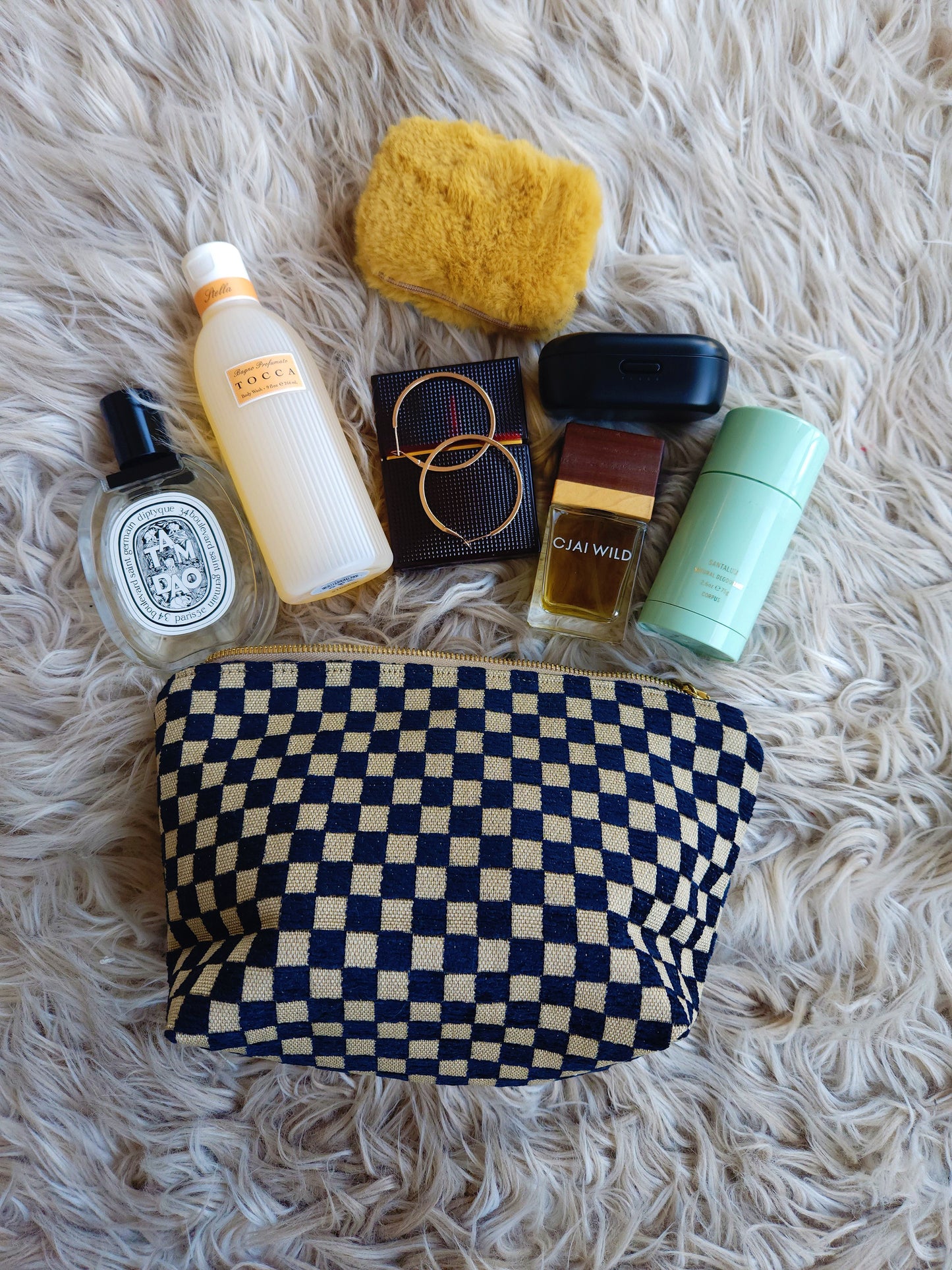 Checkered Velvet Traveller Medium