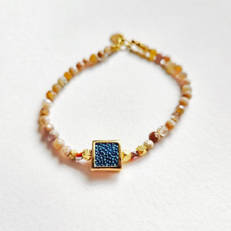 Faceted Agate Leather Stretch Bracelet