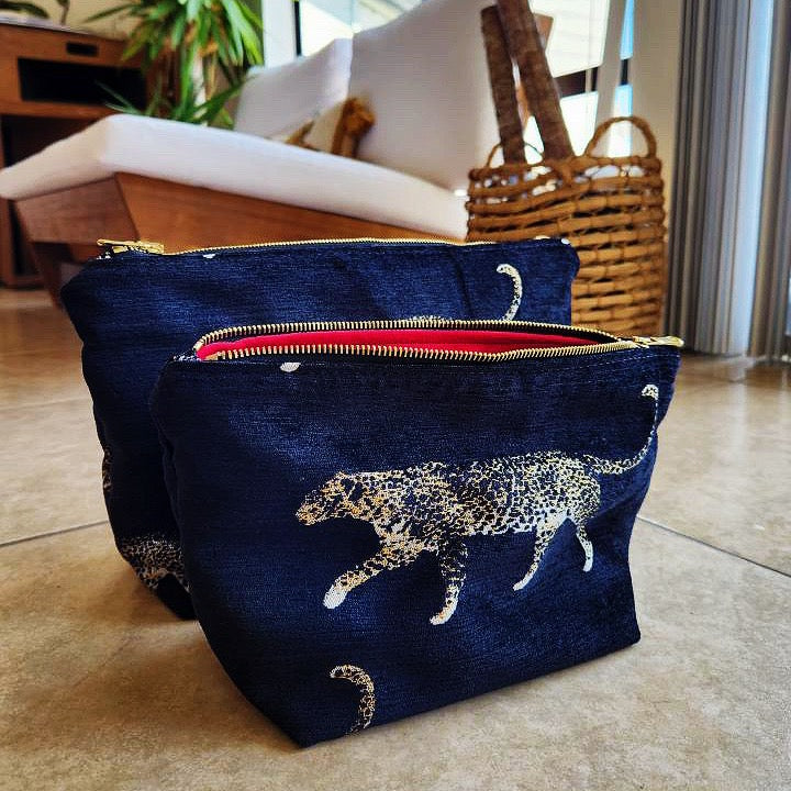 Black Velvet Leopard Traveller Medium
