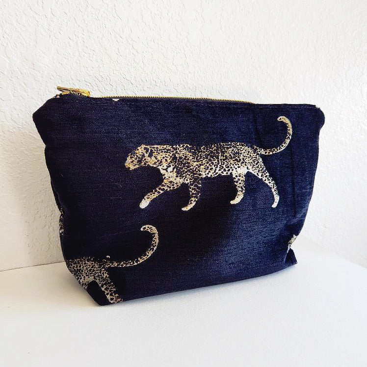 Black Velvet Leopard Traveller Large
