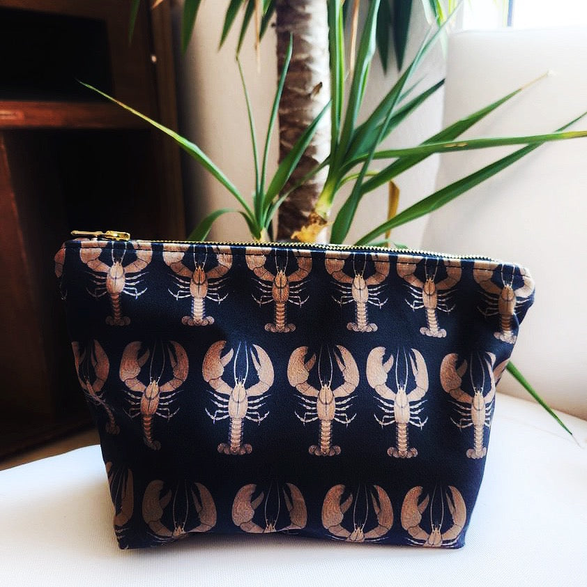 Black And Gold Lobster Velvet Traveller Medium