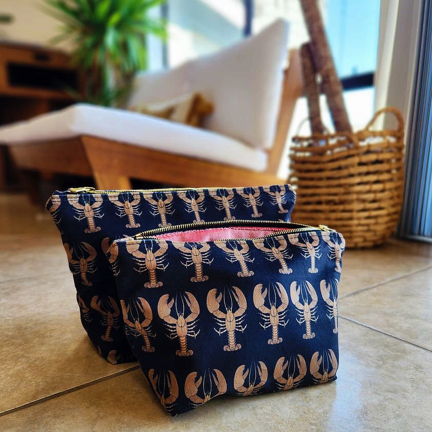 Black And Gold Lobster Velvet Traveller Large