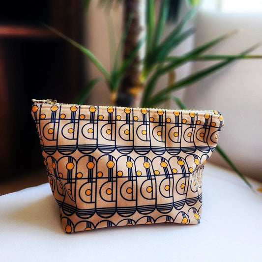 Camel Mid-Century Modern Traveller Medium