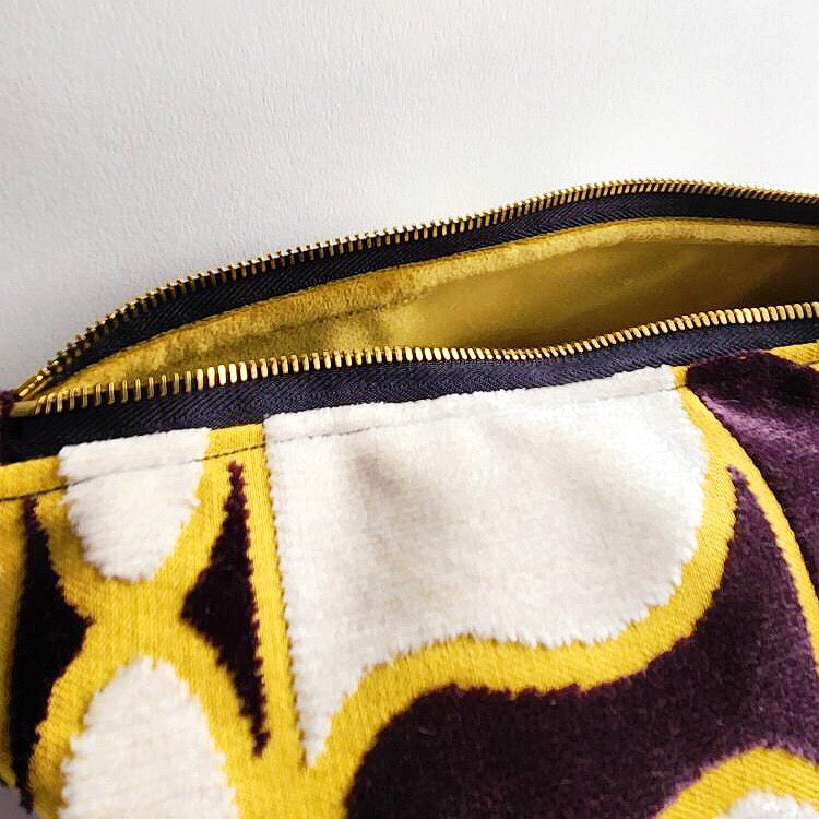 Geo Mod Velvet Traveller Large