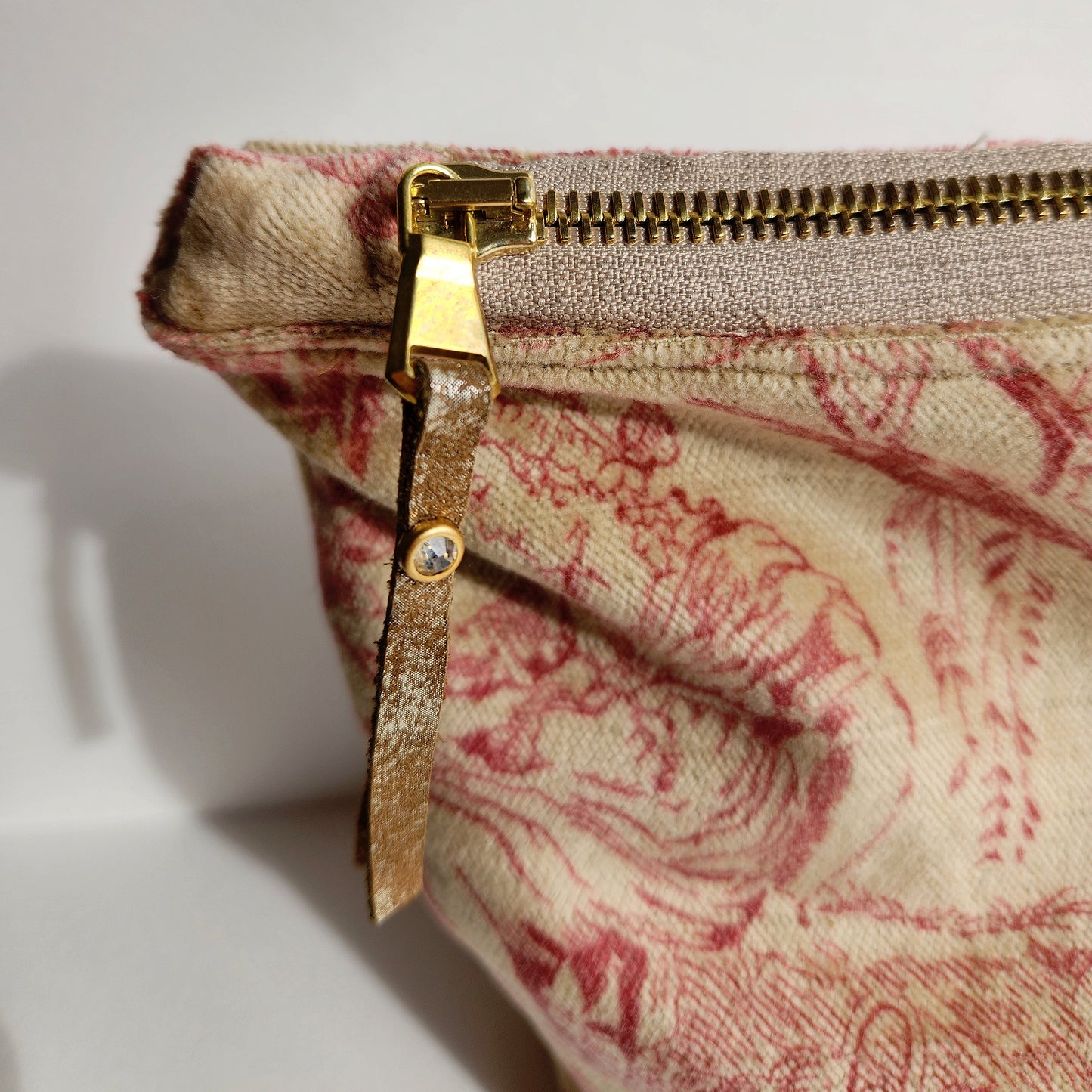 Ruby And Cream Traveller Large