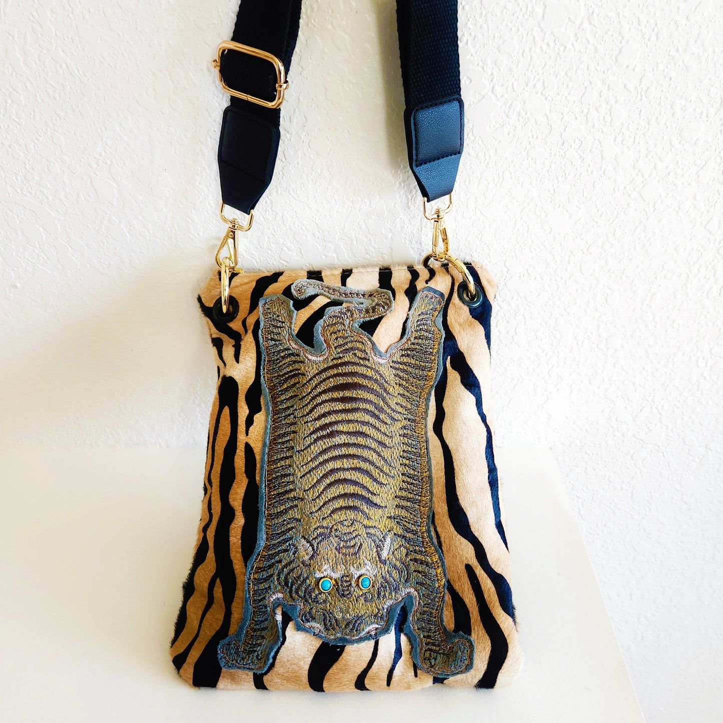 Hair-On Black and Tan Bengal Crossbody