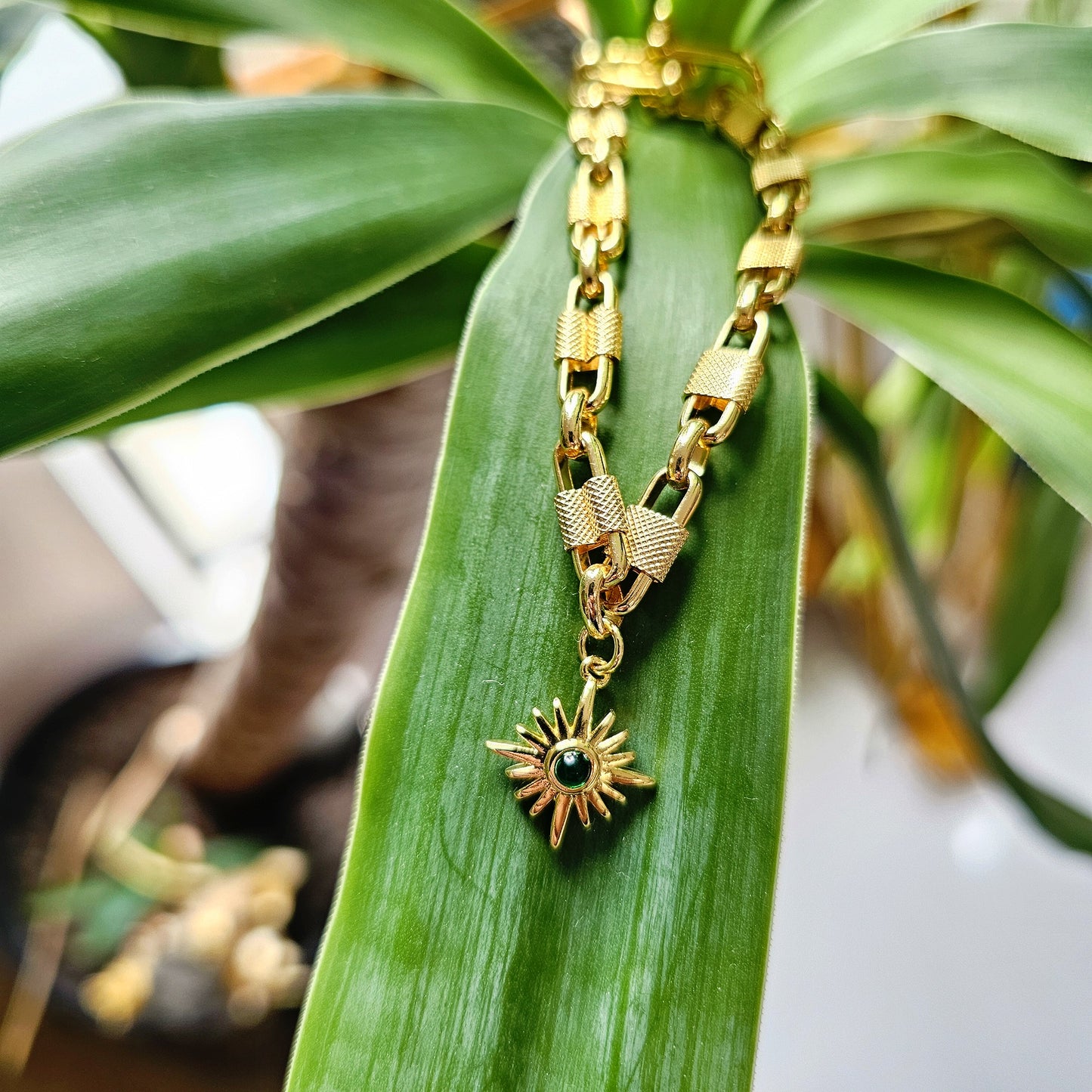 Star Texture Gold Overlay Chain Bracelet